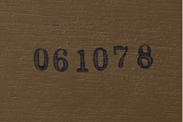 中古　美品　DREXEL HERITAGE(ドレクセルヘリテイジ)　FRANCESCA(フランチェスカ)シリーズ　エレガントな佇まいが魅力のサイドボード　定価約86万円相当　(R-072798)