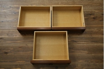 中古　美品　DREXEL HERITAGE(ドレクセルヘリテイジ)　FRANCESCA(フランチェスカ)シリーズ　エレガントな佇まいが魅力のサイドボード　定価約86万円相当　(R-072798)