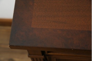 中古　美品　DREXEL HERITAGE(ドレクセルヘリテイジ)　FRANCESCA(フランチェスカ)シリーズ　エレガントな佇まいが魅力のサイドボード　定価約86万円相当　(R-072798)