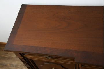 中古　美品　DREXEL HERITAGE(ドレクセルヘリテイジ)　FRANCESCA(フランチェスカ)シリーズ　エレガントな佇まいが魅力のサイドボード　定価約86万円相当　(R-072798)