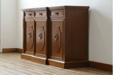 中古　美品　DREXEL HERITAGE(ドレクセルヘリテイジ)　FRANCESCA(フランチェスカ)シリーズ　エレガントな佇まいが魅力のサイドボード　定価約86万円相当　(R-072798)