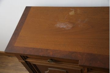 中古　美品　DREXEL HERITAGE(ドレクセルヘリテイジ)　FRANCESCA(フランチェスカ)シリーズ　エレガントな佇まいが魅力のサイドボード(クレデンザ、クリデンザ、サイドキャビネット、収納棚、店舗什器)(定価約86万円)(R-072798)