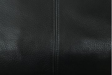 中古　美品　本革(レザー)　アイラーセン(eilersen)　ストリームラインソファ(STREAMLINE SOFA)　クールモダンなデザインがカッコいい2人掛けソファ(二人掛けソファ、2P、北欧)(R-072800)