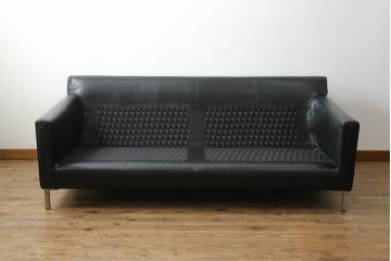 中古　美品　本革(レザー)　アイラーセン(eilersen)　ストリームラインソファ(STREAMLINE SOFA)　クールモダンなデザインがカッコいい2人掛けソファ(二人掛けソファ、2P、北欧)(R-072800)