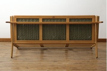 北欧家具　デンマークビンテージ　本革(レザー)　GETAMA(ゲタマ)　Hans J Wegner(ハンス・J・ウェグナー)　GE290　くつろぎの空間を演出するアーム付き3人掛けソファ(3P、三人掛け、アームソファ、トリプルソファ、3シーター、北欧、ヴィンテージ)(R-072801)