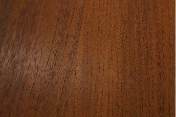 デンマークビンテージ　HAKUHANMOKUZAI(白半木材)取り扱い　フランス&サン(France & S?n)社製　フィン・ユール(Finn Juhl)デザイン　チーク材　天板のエッジがおしゃれなローテーブル(センターテーブル、リビングテーブル、北欧、ヴィンテージ)(R-072803)