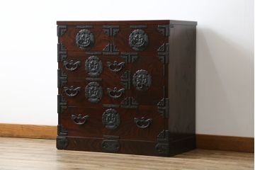 中古　美品　岩谷堂箪笥　かくし収納多数で遊び心満載の小箪笥(収納箪笥、整理箪笥、和タンス、引き出し、小物収納)(R-072807)