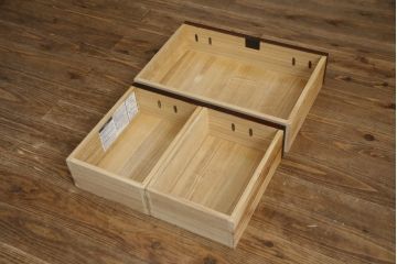 中古　美品　仙台民芸箪笥(仙台箪笥)　欅産業　KC-40R　拭き漆塗りが美しい三尺階段箪笥(和たんす、収納箪笥)(R-072808)