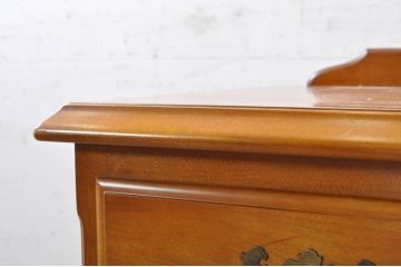 中古　美品　横浜ダニエル(daniel)　アーリーアメリカン　A-104横長整理タンス　気品漂う洗練されたデザインが魅力的なチェスト(引き出し、サイドボード、整理箪笥、収納箪笥)(定価約56万円)(R-072822)
