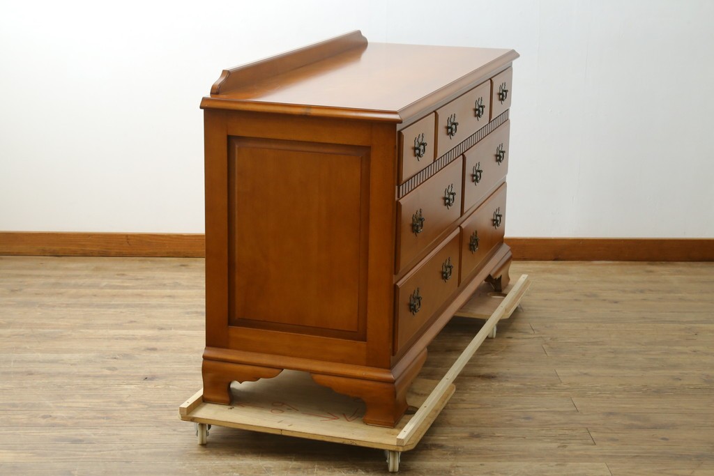 中古　美品　横浜クラシック家具ダニエル(Daniel)　アーリーアメリカン　A-104　横長整理箪笥　3段ローチェスト　定価約56万円　(R-072822)
