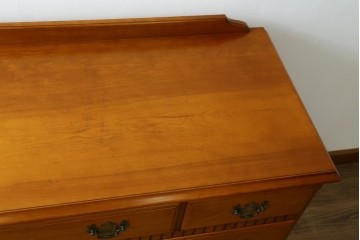 中古　美品　横浜クラシック家具ダニエル(Daniel)　アーリーアメリカン　A-104　横長整理箪笥　3段ローチェスト　定価約56万円　(R-072822)