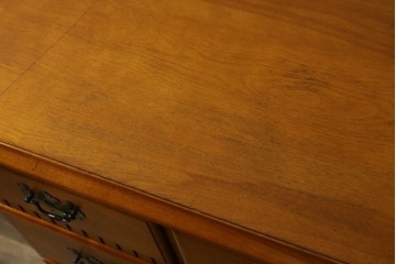中古　美品　横浜クラシック家具ダニエル(Daniel)　アーリーアメリカン　A-104　横長整理箪笥　3段ローチェスト　定価約56万円　(R-072822)