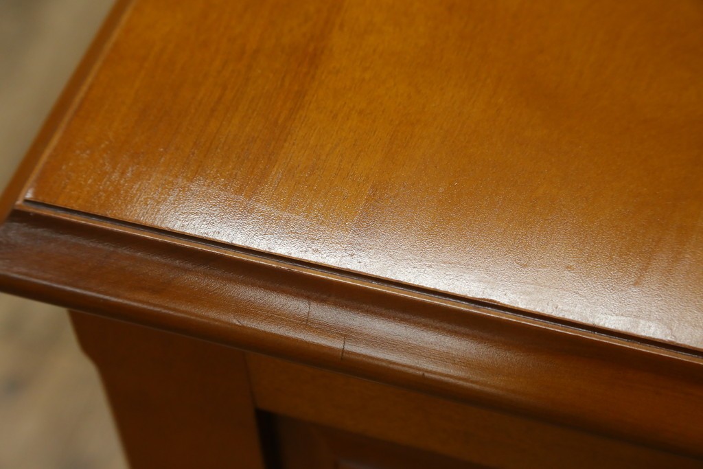 中古　美品　横浜クラシック家具ダニエル(Daniel)　アーリーアメリカン　A-104　横長整理箪笥　3段ローチェスト　定価約56万円　(R-072822)