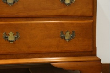 中古　美品　横浜クラシック家具ダニエル(Daniel)　アーリーアメリカン　A-104　横長整理箪笥　3段ローチェスト　定価約56万円　(R-072822)
