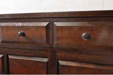 中古　超美品!!　松本民芸家具　両面使いできるクラシカルなデザインのカウンターテーブル(収納棚、戸棚、サイドボード、サイドキャビネット)(R-072831)