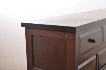 中古　超美品!!　松本民芸家具　両面使いできるクラシカルなデザインのカウンターテーブル(収納棚、戸棚、サイドボード、サイドキャビネット)(R-072831)