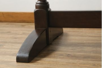 中古　松本民芸家具　シックな佇まいがお洒落なトレッスル卓子(2人掛け、4人掛け、ダイニングテーブル)(定価約33万円)(R-072838)