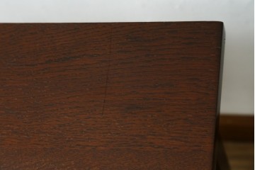 和製ヴィンテージ　希少デザイン　松本民芸家具　シンプルなデザインで使いやすい水目桜(ミズメザクラ)材と楢(ナラ)材のサイドテーブル　(R-072869)