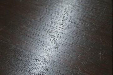 和製ヴィンテージ　希少デザイン　松本民芸家具　3本脚デザインがユニークなサイドテーブル　(R-072871)