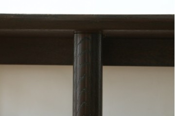 和製ヴィンテージ　希少デザイン　松本民芸家具　3本脚デザインがユニークなサイドテーブル　(R-072871)