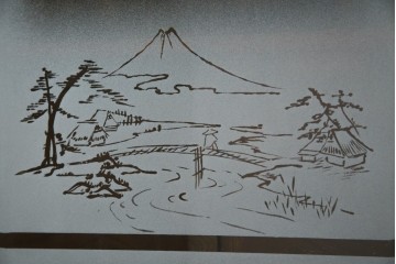 和製アンティーク　前面欅(ケヤキ)材　素朴な佇まいに懐かしさを感じる二段重ね茶箪笥　(R-072886)