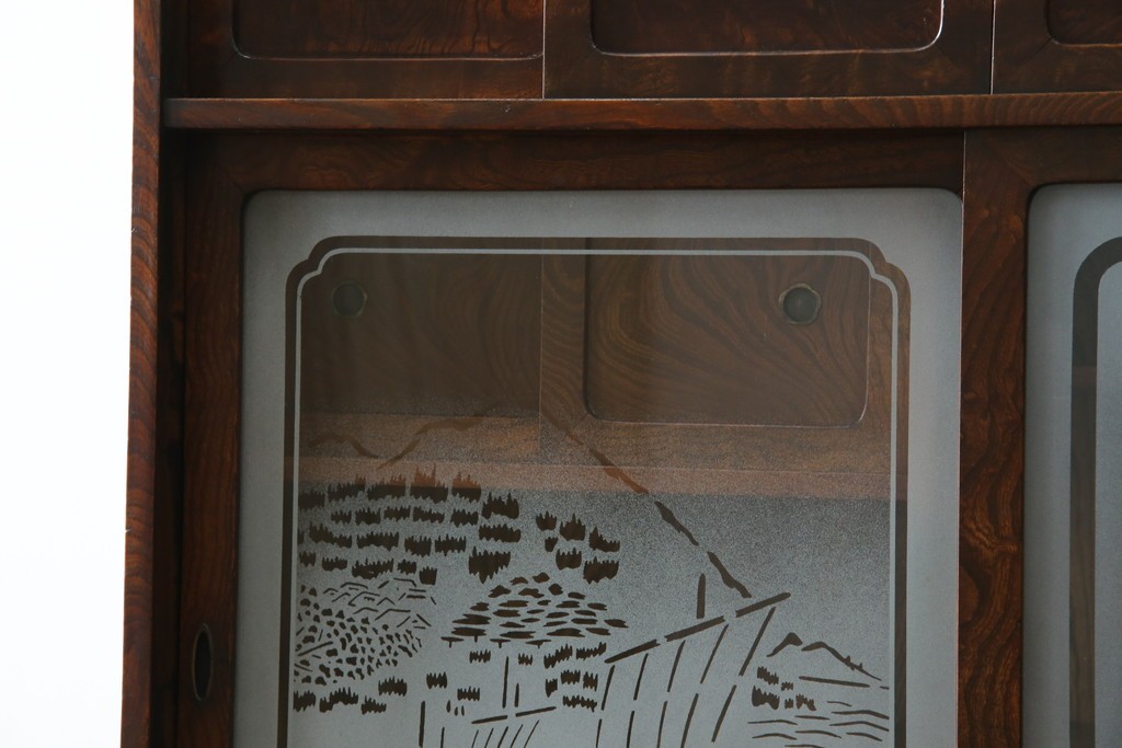 和製アンティーク　前面欅(ケヤキ)材　素朴な佇まいに懐かしさを感じる二段重ね茶箪笥　(R-072886)