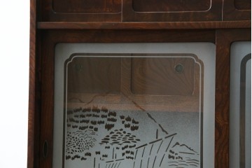 和製アンティーク　前面欅(ケヤキ)材　素朴な佇まいに懐かしさを感じる二段重ね茶箪笥　(R-072886)