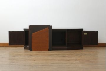 中古　北海道民芸家具　落ち着いた色味で和モダンスタイルにぴったりなテレビボード(テレビ台、ローボード、リビングボード、収納棚、戸棚)(R-072887)