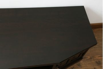 中古　北海道民芸家具　落ち着いた色味で和モダンスタイルにぴったりなテレビボード(テレビ台、ローボード、リビングボード、収納棚、戸棚)(R-072887)