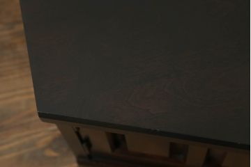 中古　北海道民芸家具　落ち着いた色味で和モダンスタイルにぴったりなテレビボード(テレビ台、ローボード、リビングボード、収納棚、戸棚)(R-072887)