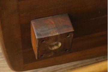 アメリカビンテージ　希少!!　LANE(レーン)　ユニークなデザインでアレンジが楽しい回転補助テーブル付きローテーブル(センターテーブル、リビングテーブル、ヴィンテージ)(R-072892)