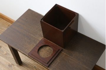 和製アンティーク　シンプルなデザインで取り入れやすい古い花梨(カリン)材のゴミ箱(ごみ箱、くず入れ、収納ボックス)(R-072895)