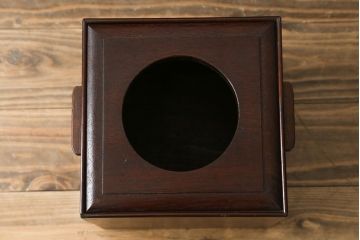 和製アンティーク　シンプルなデザインで取り入れやすい古い花梨(カリン)材のゴミ箱(ごみ箱、くず入れ、収納ボックス)(R-072895)