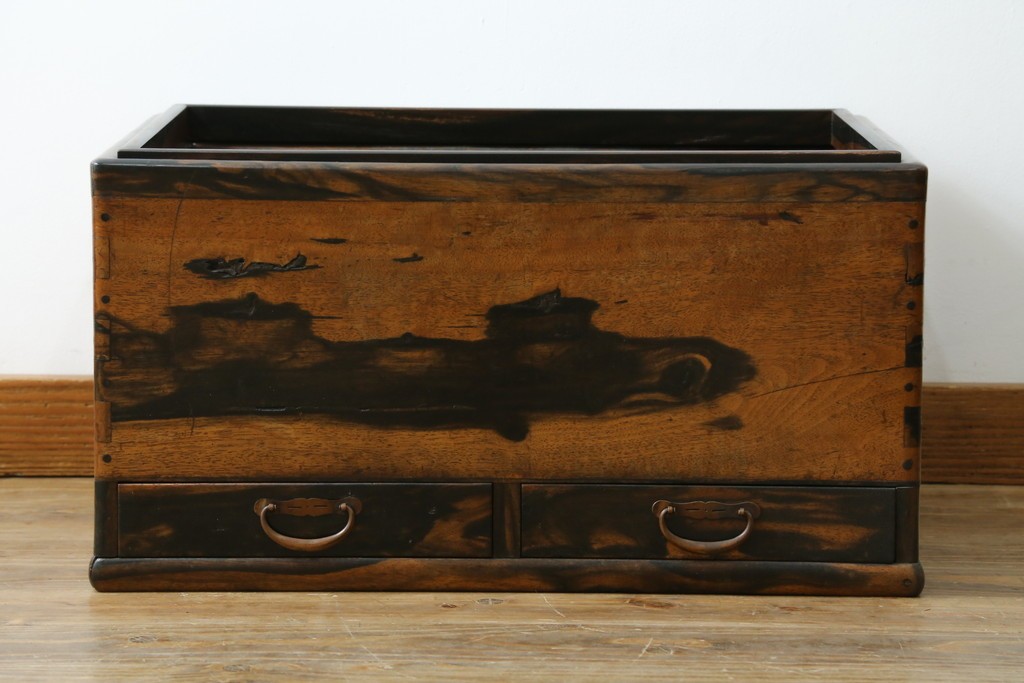 和製アンティーク　黒柿材の独特な杢目が魅力的な長火鉢　(R-072896)