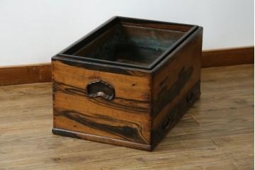 和製アンティーク　黒柿材の独特な杢目が魅力的な長火鉢　(R-072896)