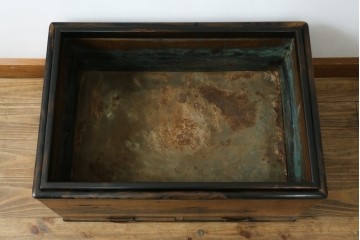 和製アンティーク　黒柿材の独特な杢目が魅力的な長火鉢　(R-072896)