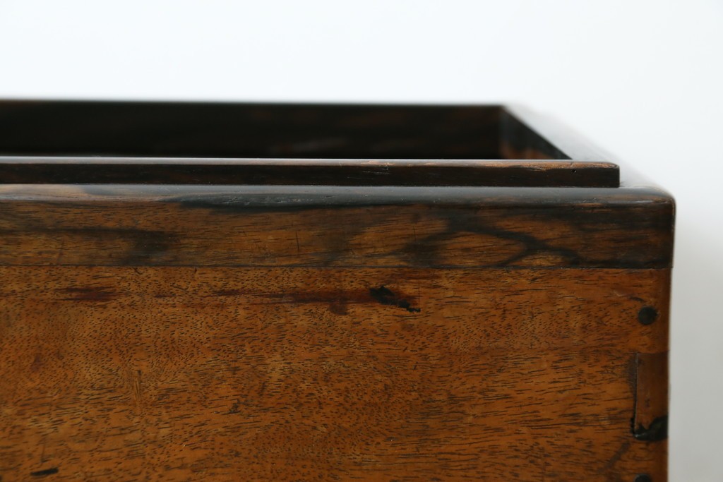 和製アンティーク　黒柿材の独特な杢目が魅力的な長火鉢　(R-072896)