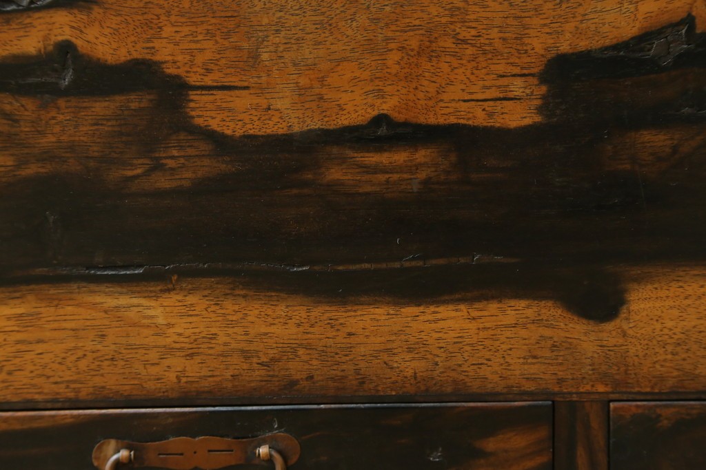 和製アンティーク　黒柿材の独特な杢目が魅力的な長火鉢　(R-072896)