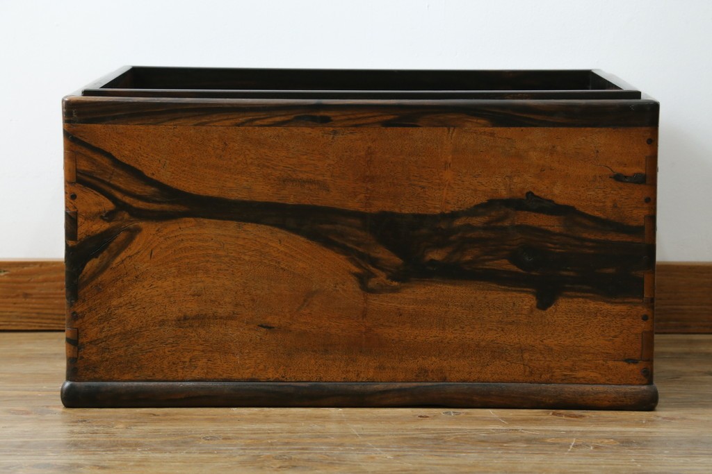 和製アンティーク　黒柿材の独特な杢目が魅力的な長火鉢　(R-072896)
