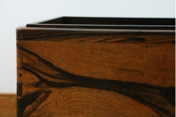 和製アンティーク　黒柿材の独特な杢目が魅力的な長火鉢　(R-072896)