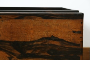 和製アンティーク　黒柿材の独特な杢目が魅力的な長火鉢　(R-072896)