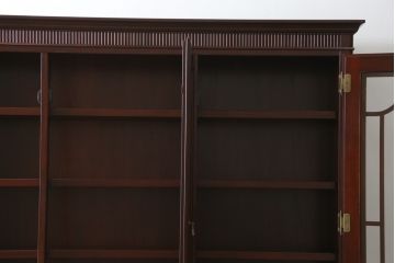 中古　美品!!　IDC大塚家具　「グレース」シリーズ　マホガニー材　シックな佇まいが魅力的なダイニングボード(キャビネット、食器棚、収納棚、戸棚)(定価約50万円)(R-072905)