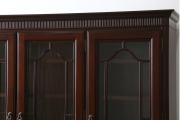 中古　美品!!　IDC大塚家具　「グレース」シリーズ　マホガニー材　シックな佇まいが魅力的なダイニングボード(キャビネット、食器棚、収納棚、戸棚)(定価約50万円)(R-072905)