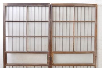 ビンテージ建具　風情のある佇まいが魅力的な格子入りガラス戸2枚セット(引き戸、格子戸、ガラス帯戸、ヴィンテージ)(R-072908)