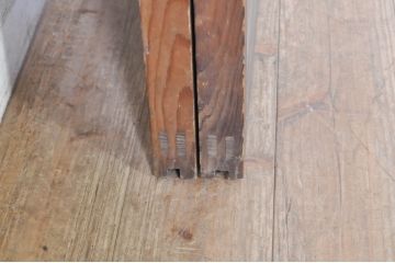 ビンテージ建具　風情のある佇まいが魅力的な格子入りガラス戸2枚セット(引き戸、格子戸、ガラス帯戸、ヴィンテージ)(R-072908)