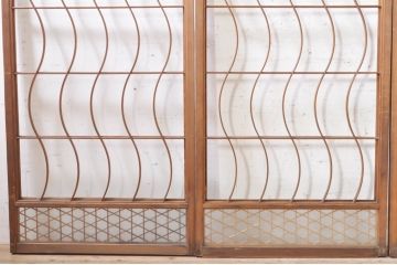 アンティーク建具　希少デザイン　組子入り　波打つようなウェーブデザインが目を惹く書院戸4枚セット(窓、障子戸、引き戸)(R-072910)