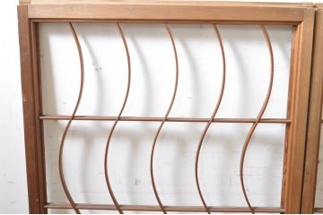 アンティーク建具　希少デザイン　組子入り　波打つようなウェーブデザインが目を惹く書院戸4枚セット(窓、障子戸、引き戸)(R-072910)