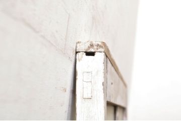 アンティーク建具　ペイント仕上げ限定　大正ロマン　シャビーなペイントが印象的なガラス窓1枚(ガラス戸、ガラス扉)(R-072911)