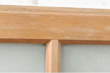 アンティーク建具　レアデザイン　大正ロマン　素朴な木味が魅力的な組み合わせ窓2枚セット(ガラス窓、ガラス戸、引き戸)(R-072912)