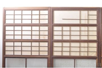 アンティーク建具　風情のある佇まいが魅力的な裏障子付き格子戸4枚セット(引き戸、障子戸、ガラス帯戸)(R-072916)